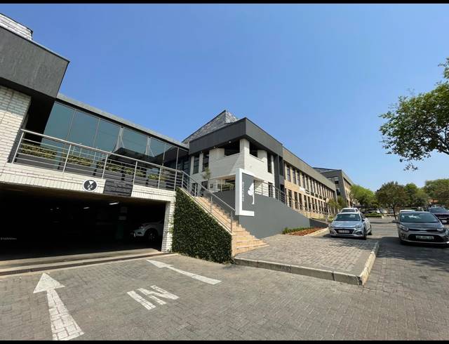 277M² OFFICE TO LET IN HURLINGHAM
